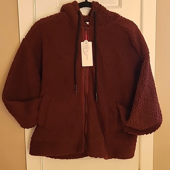 NWT Teddy zipup hoodie in deep plum/dark burgundy - Picture 2 of 4